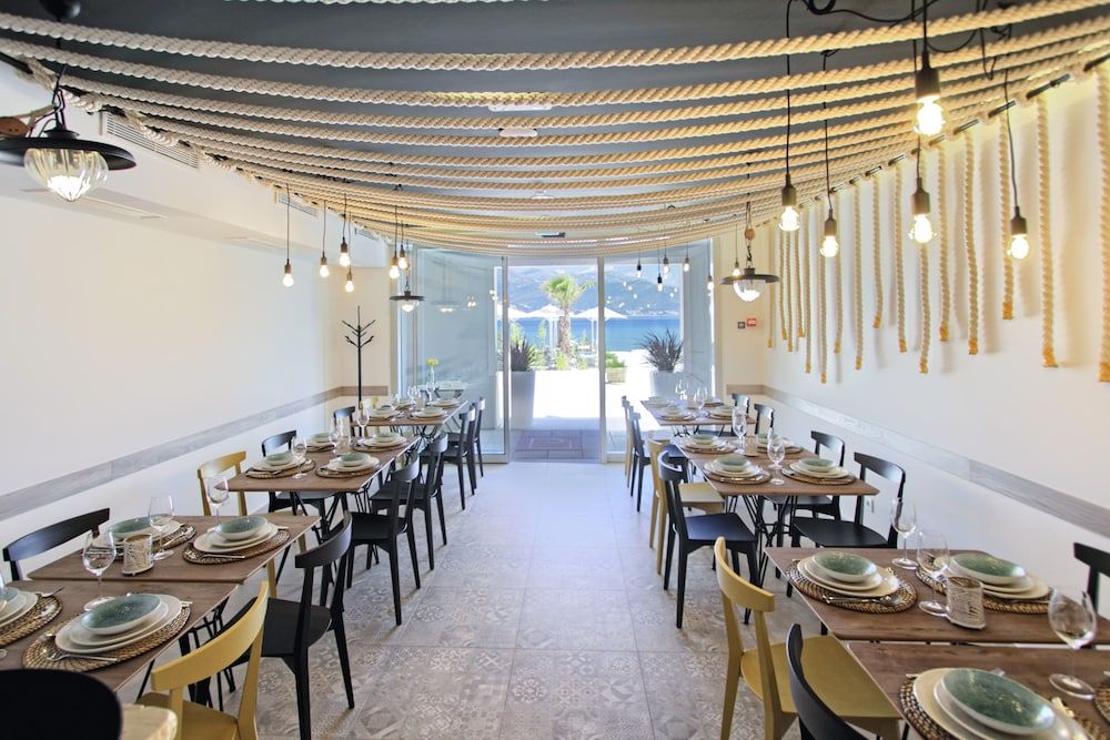 Kalamota Beach House 2