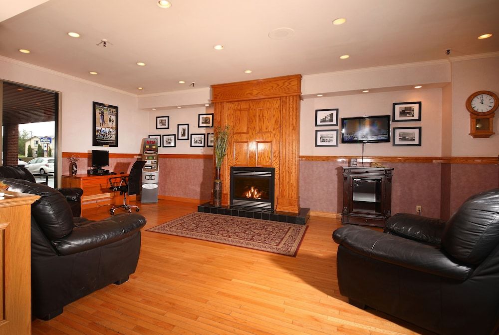 Mount Peyton Resort and Conference Centre 2