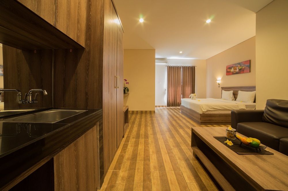 Grand Kesambi Resort and Villas 3