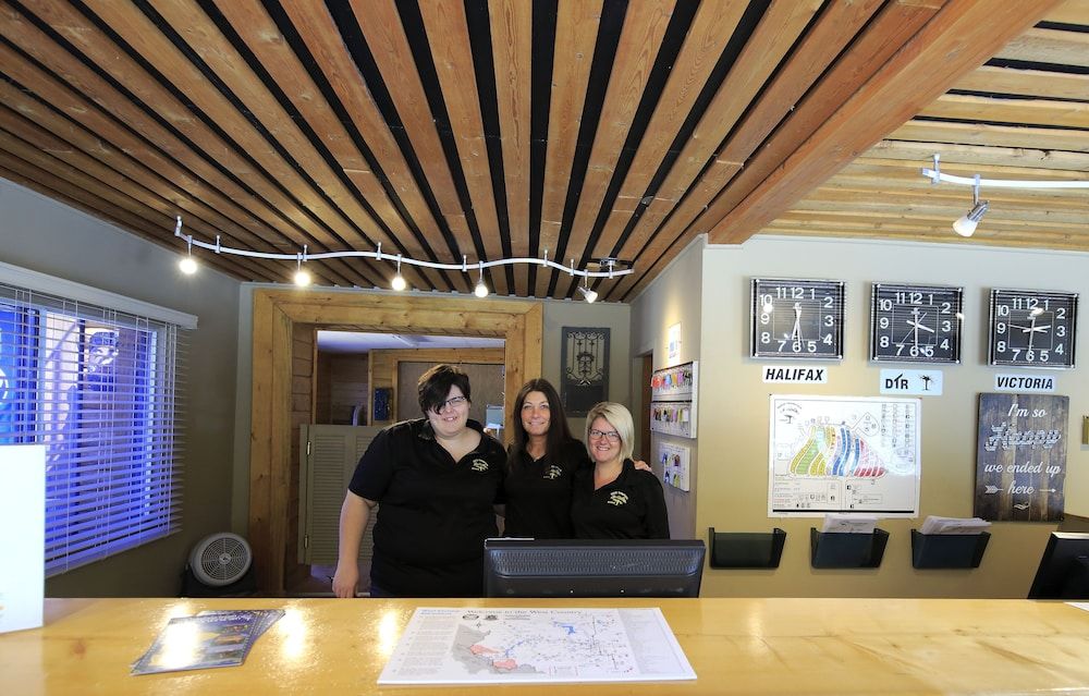 David Thompson Resort Hotel 2