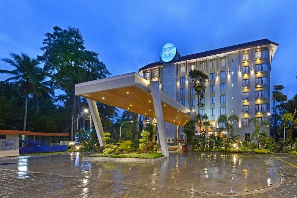 FamVida Hotel Lubuklinggau Powered by Archipelago 3 estrellas en Lubuklinggau