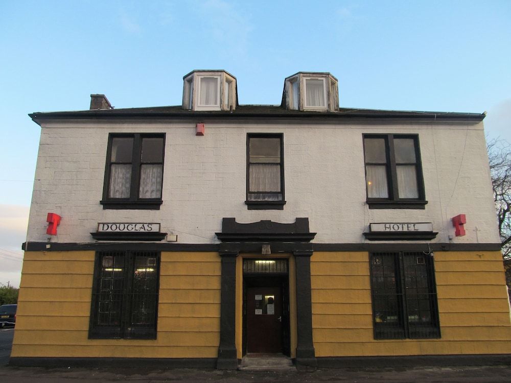 Douglas Hotel