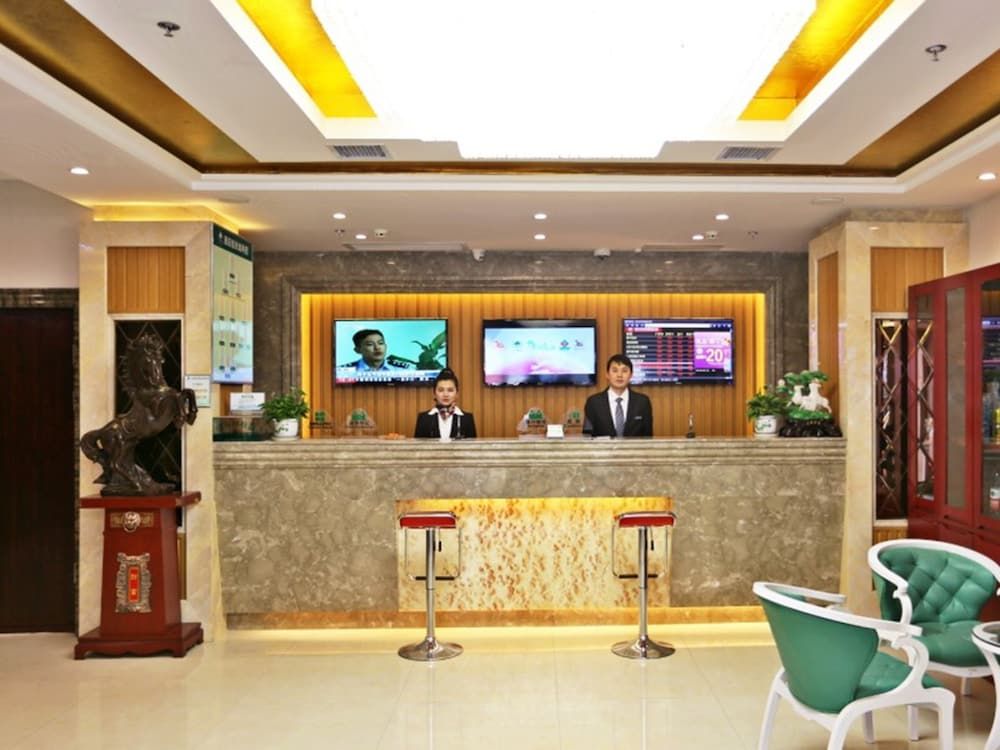 GreenTree Inn TaiYuan Yingze District JianShe S Road Changfeng Street Hotel 2