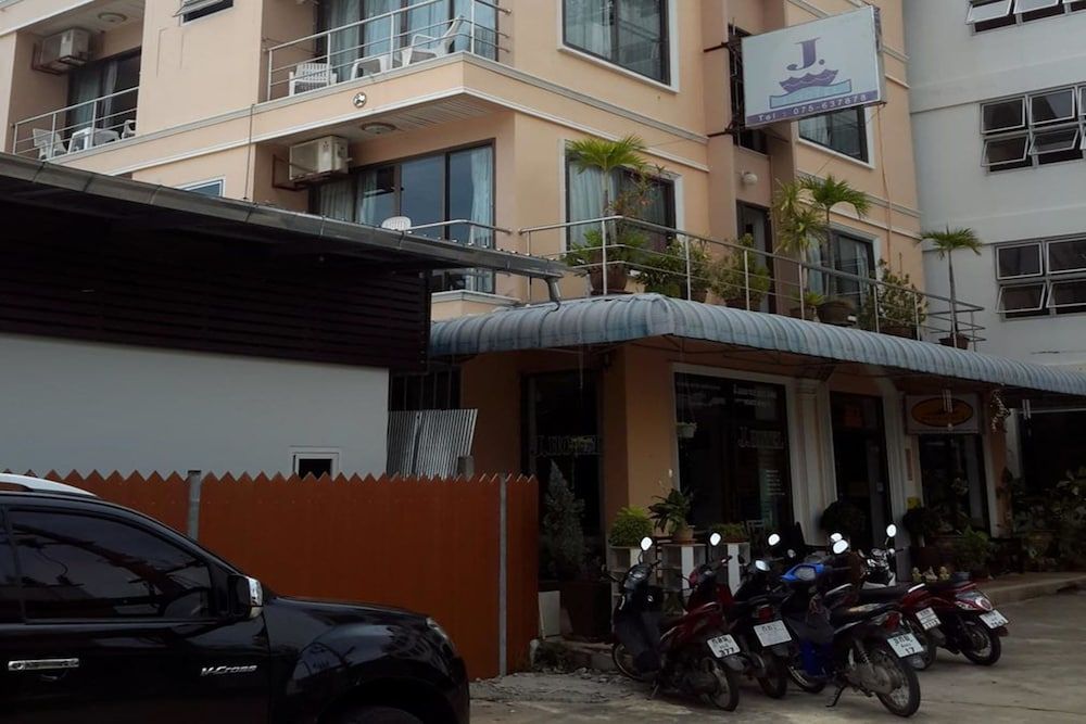 J Hotel 2 estrelas em Cidade de Krabi