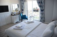 Real King Boutique Hotel