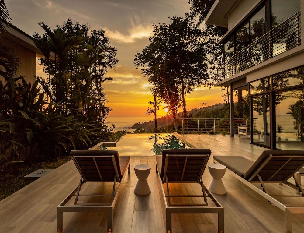 Elan at Ballena Beach