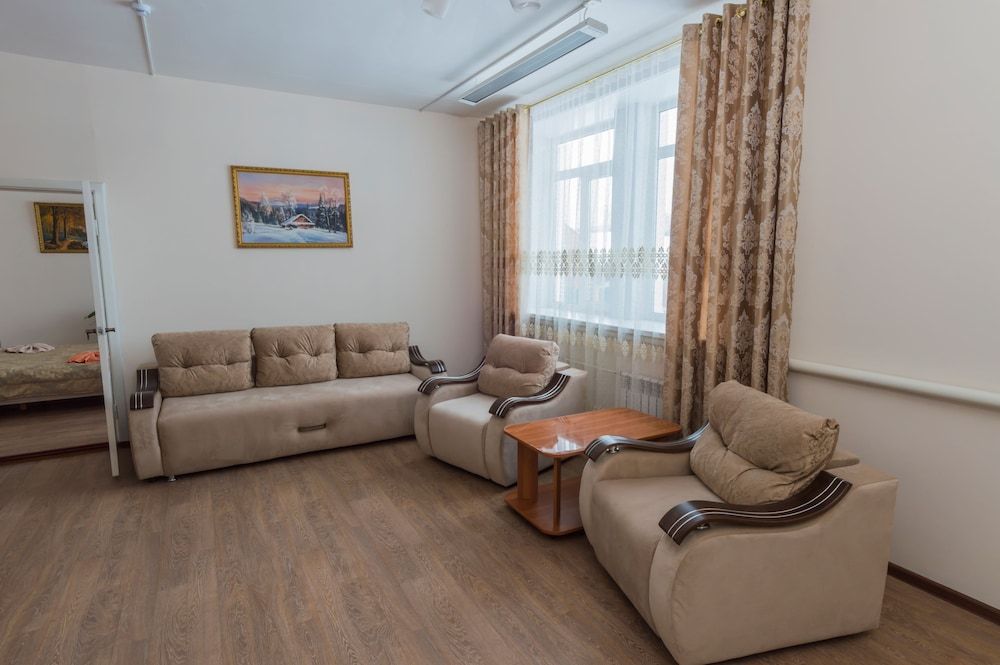 Guest house "Margobay" 1
