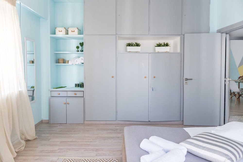 Syntagma Square Apartments by Livin Urbban 2