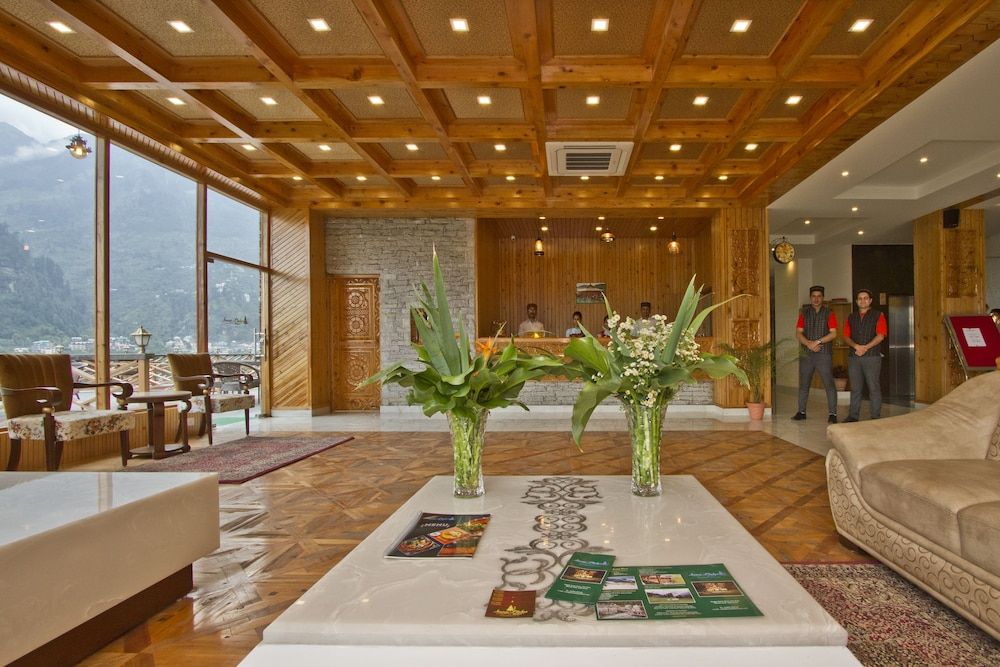 Snow Flakes Resort 2