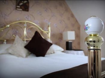 Sunset Bed and Breakfast 2