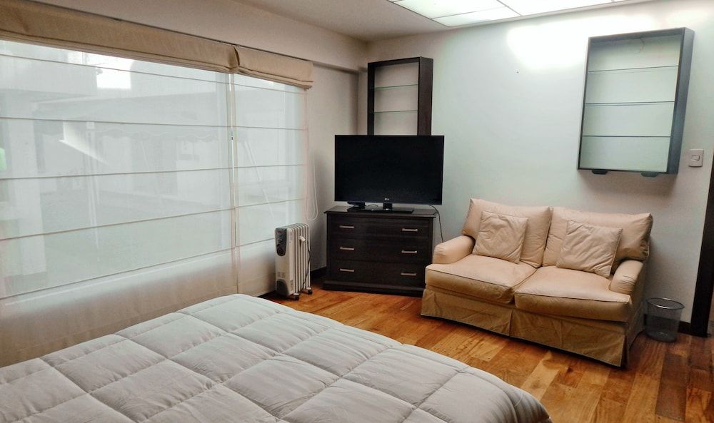 Minimalist Apartment 2