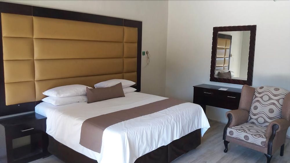 Makgovango Luxury Inn 3