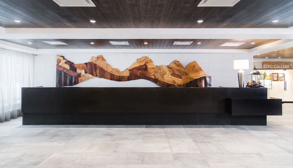 Mount Kidd Manor at Kananaskis 3