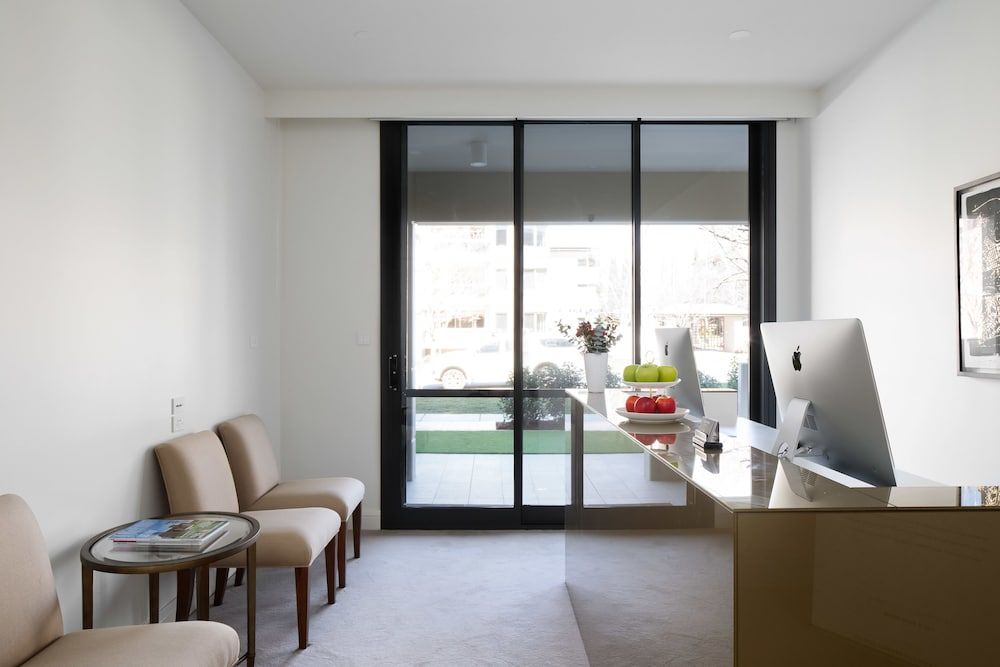 Knightsbridge Canberra 2