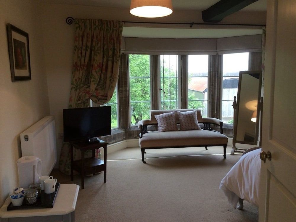 Castle Farm House B&B 2