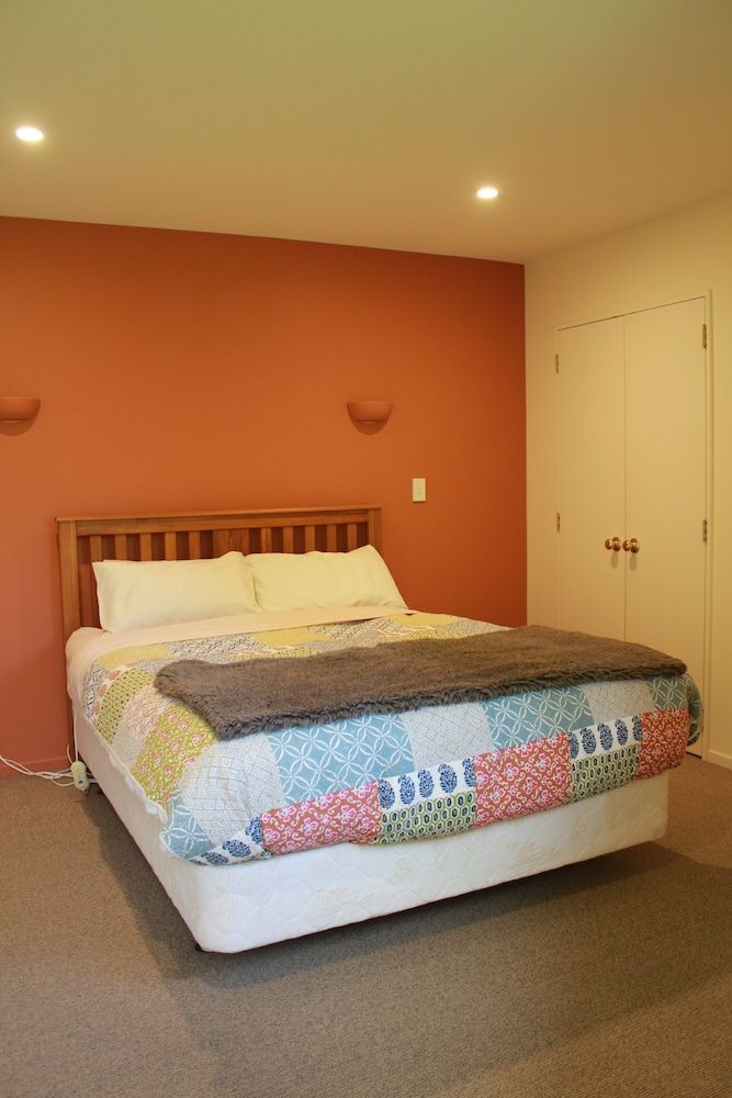 Silverstream Alpaca Farmstay and Tour 3