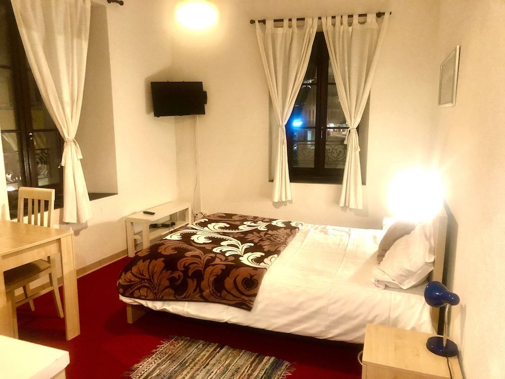 Hostellerie De L'Hotel De Ville 3