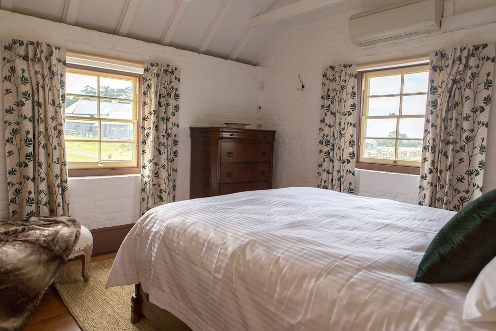 The Barracks Tocal 2