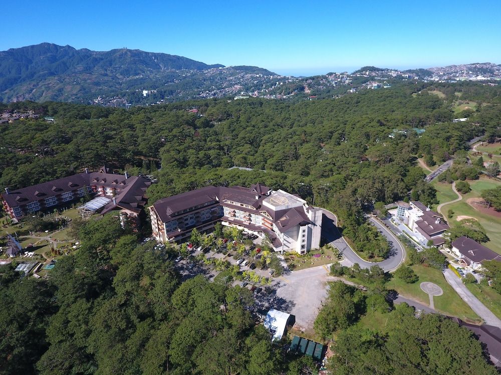The Forest Lodge at Camp John Hay -1 estrellas en Baguio