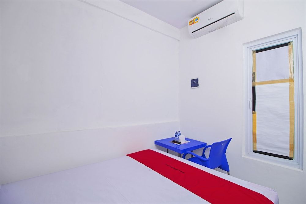 RedDoorz near STAN 2