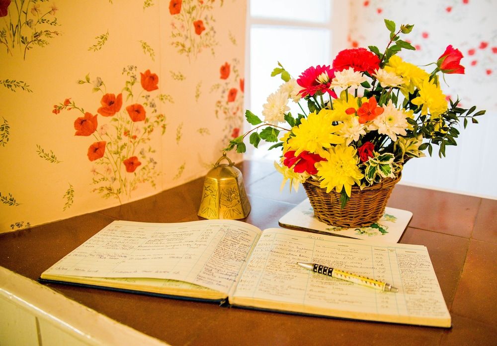 Higher Bruckland Farmhouse B&B 2