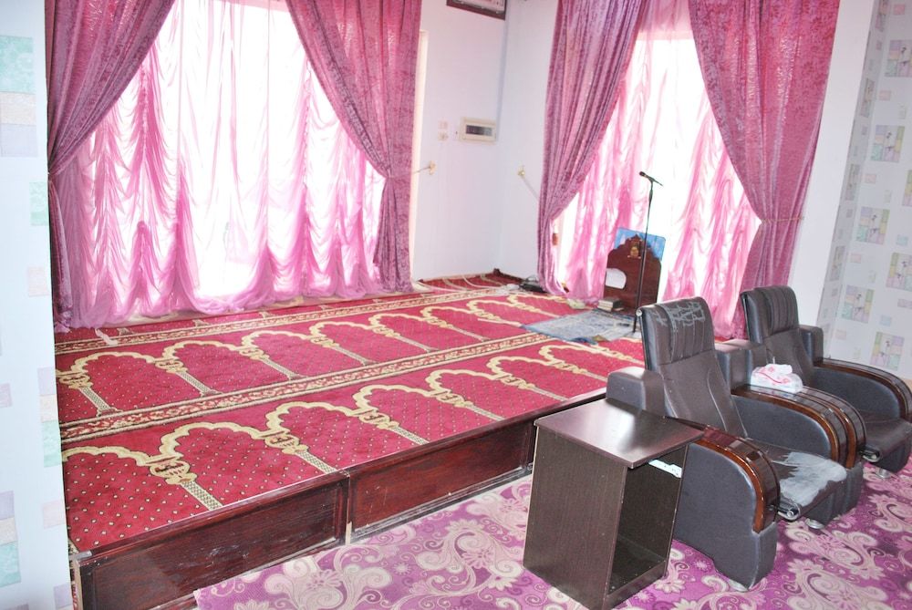 Al Eairy Furnished Apt Al Qunfudhah 1 3