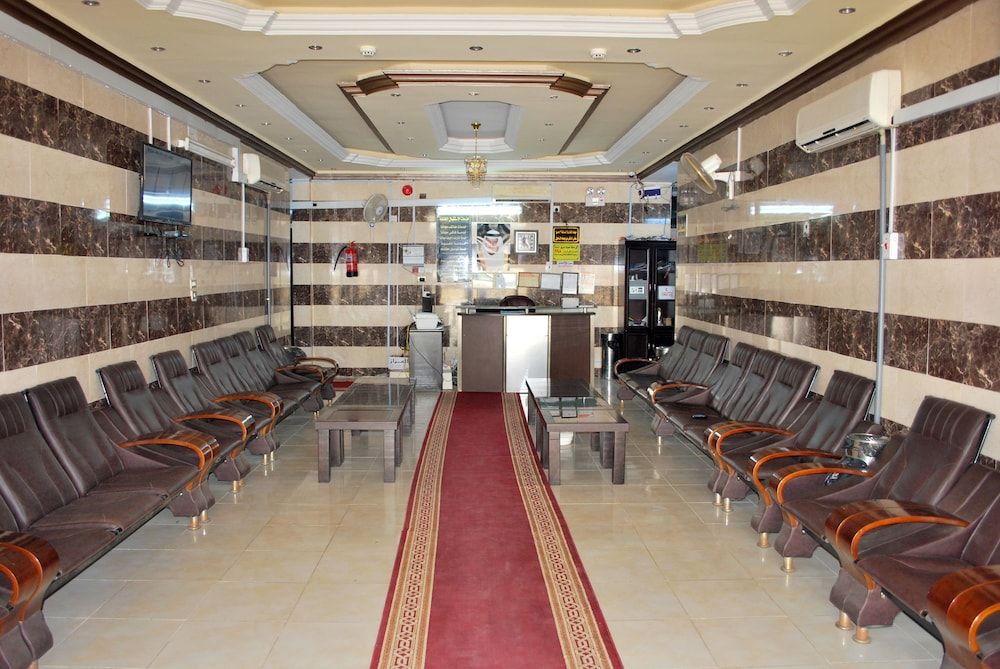 Al Eairy Furnished Apt Al Qunfudhah 3 2