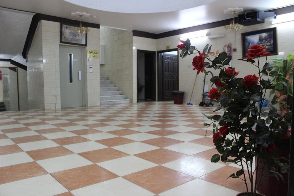 Al Eairy Furnished Apartments Al Baha 3 3