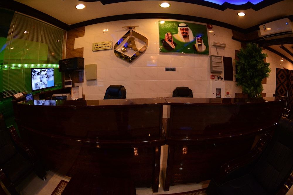 Al Eairy Furnished Apartments Dammam 7 3