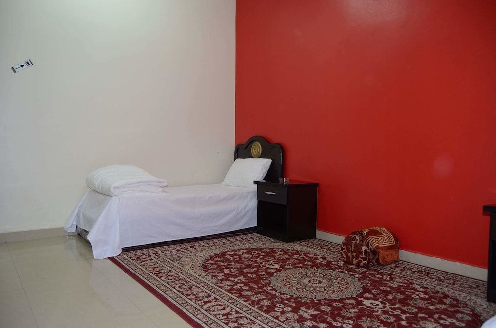 Al Eairy Furnished Apartments Nariyah 1 3