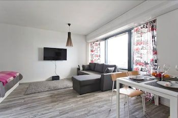 Seaside Downtown Apartment 2