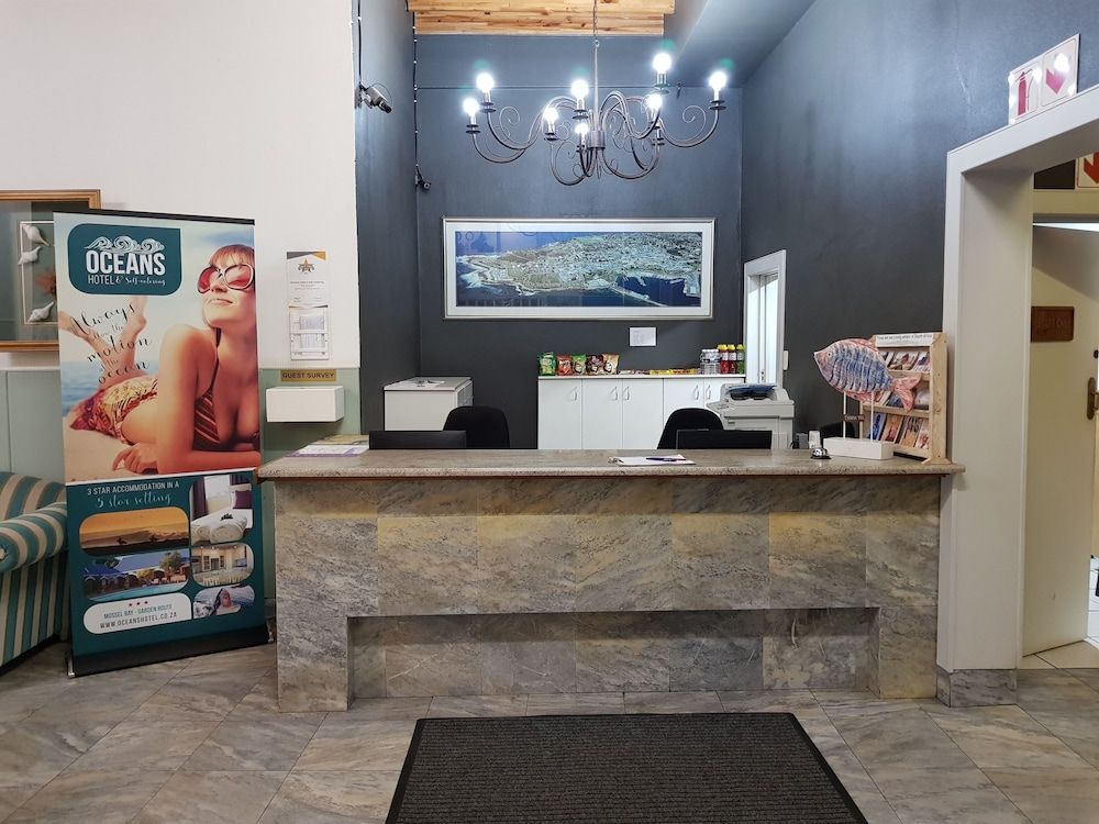 Oceans Hotel & Self Catering 3