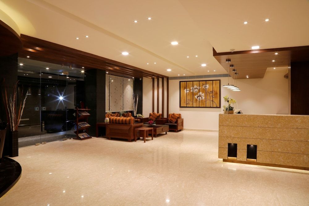 Hotel LN Courtyard 2