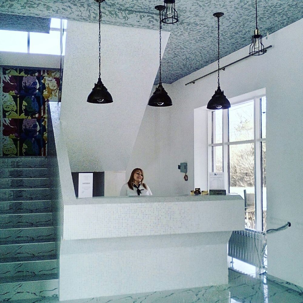 Hotel Marton Sholokhova 3
