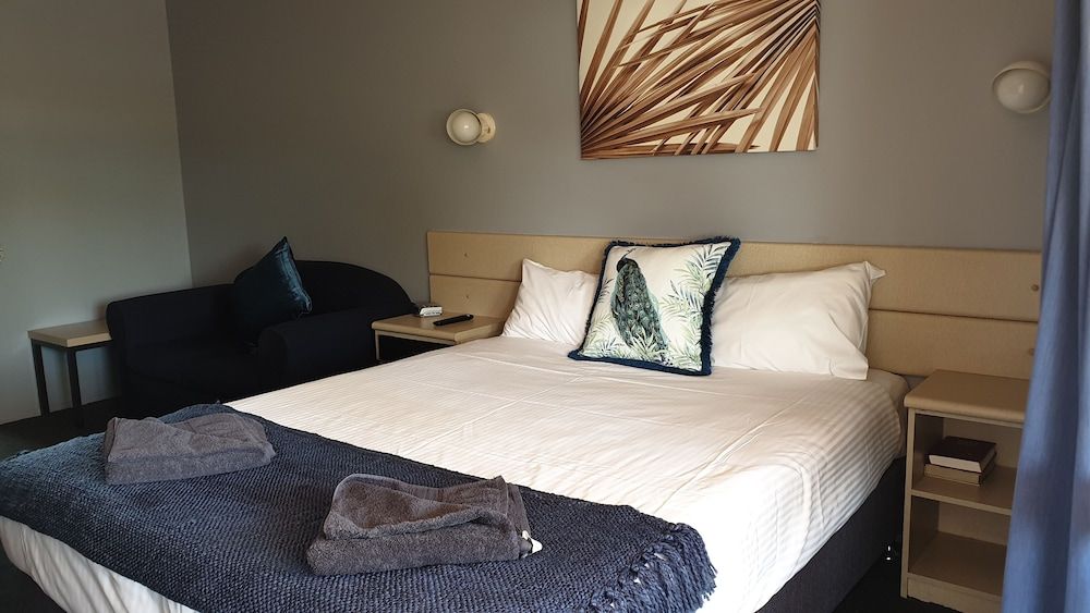 Rockhampton Court Motor Inn 1