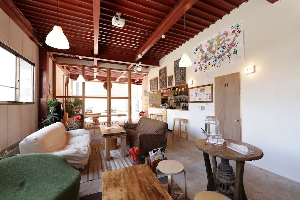 fan ABURATSU Sports Bar & Hostel 2