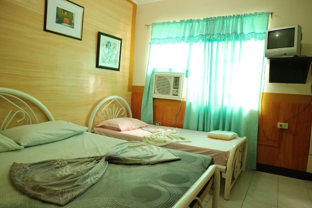 JoMckayl Apartelle 1