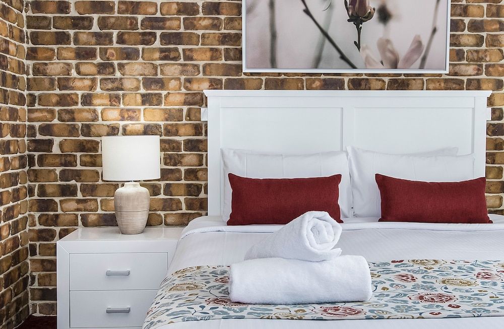 Richmond Motor Inn 3