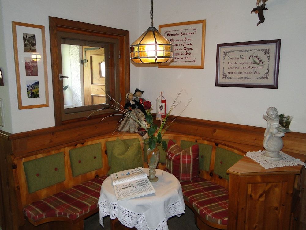 Frühstückspension Bergkristall 3 Frühstückspension Bergkristall 3