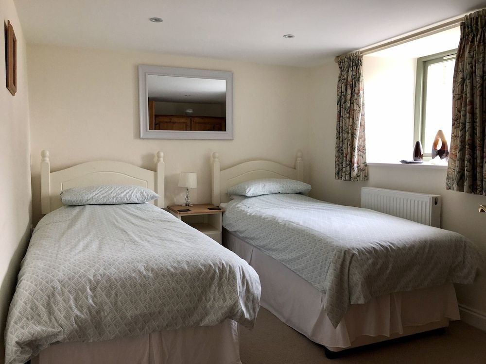 West Pennicknold Barn 2