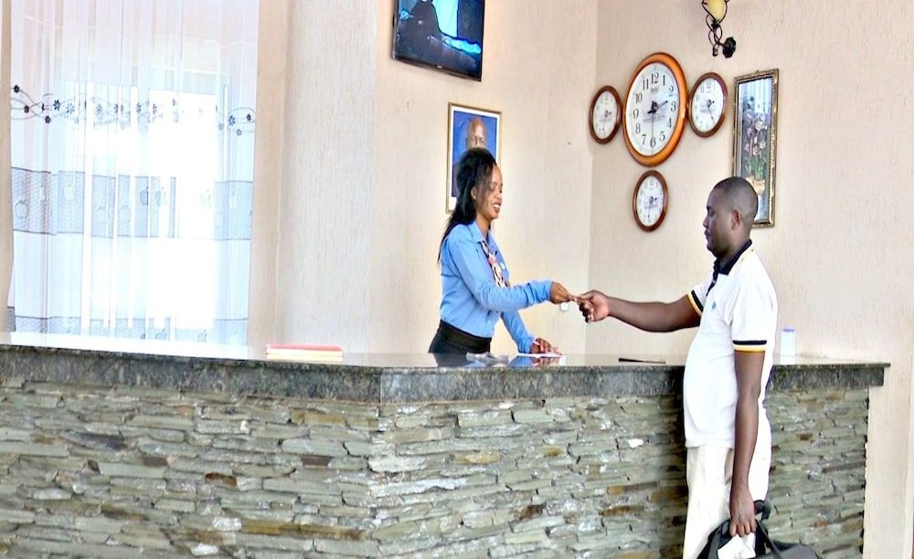 Samanene Beach Hotel 2