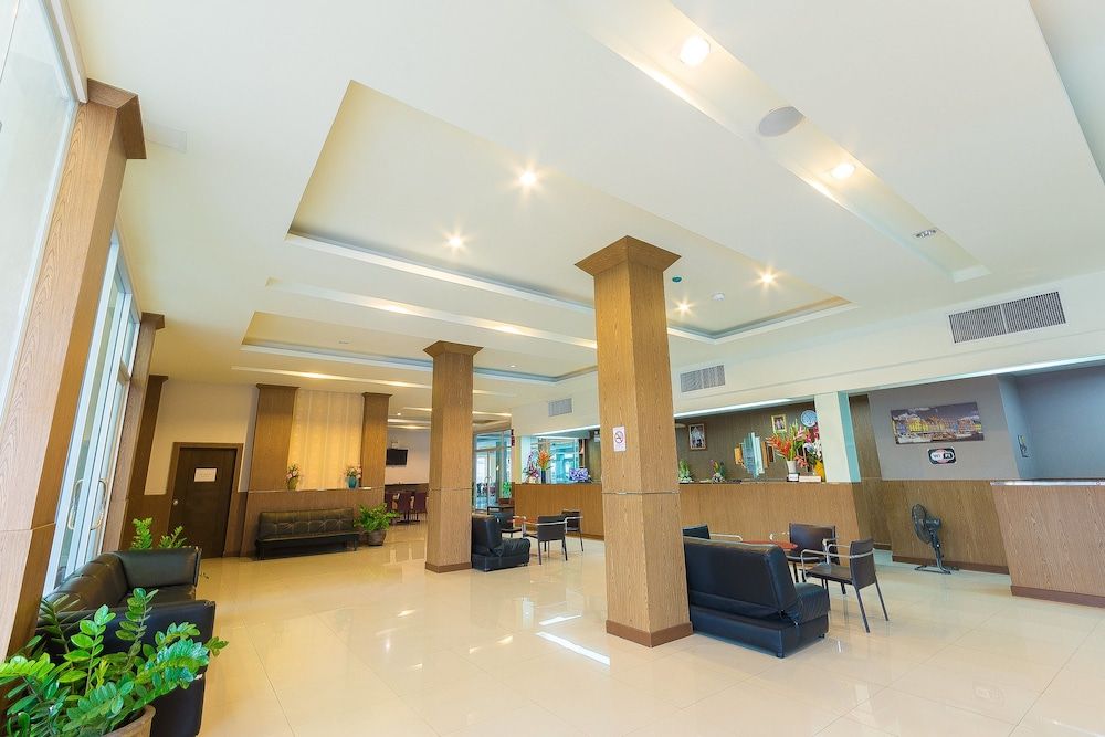 Sinkiat Buri Hotel 2