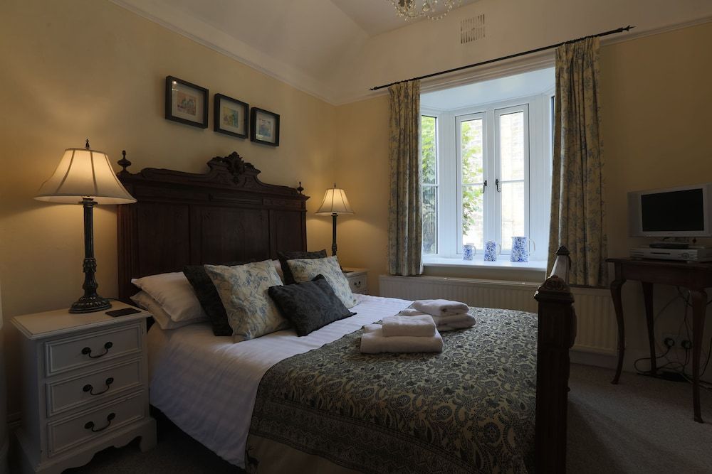 Gothic House 4 estrelas em East Grinstead