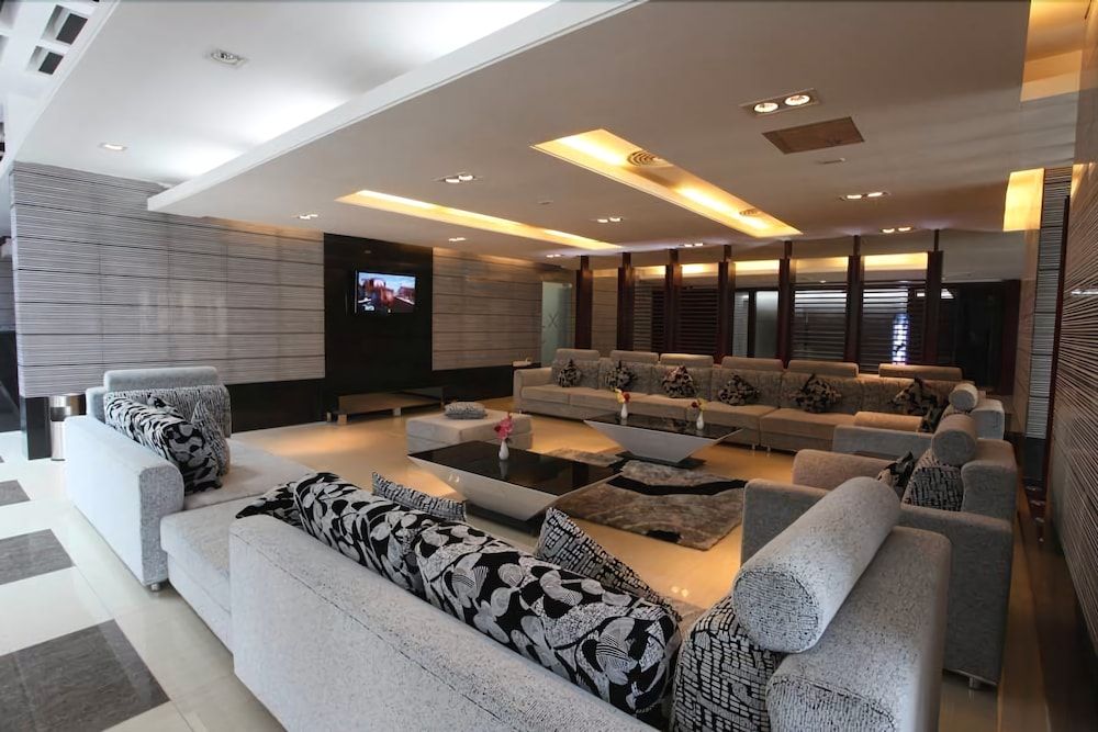 Hotel The Cox Today 2