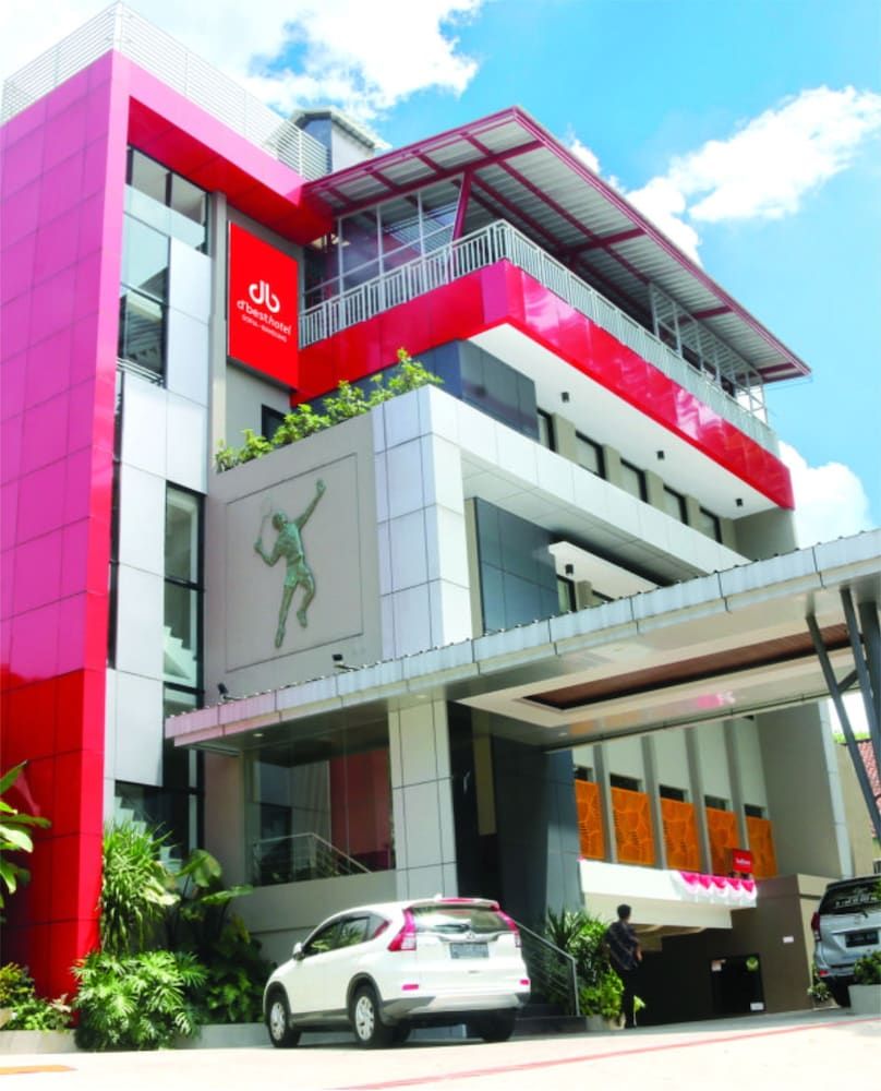 D'Best Hotel Sofia Bandung 1