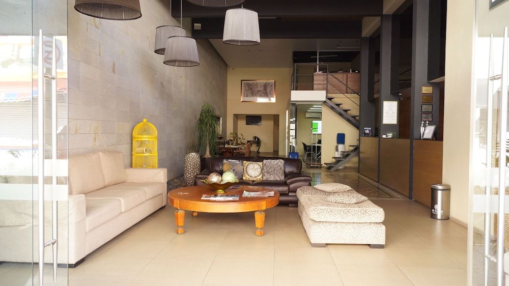 El Hotel Business Class 3