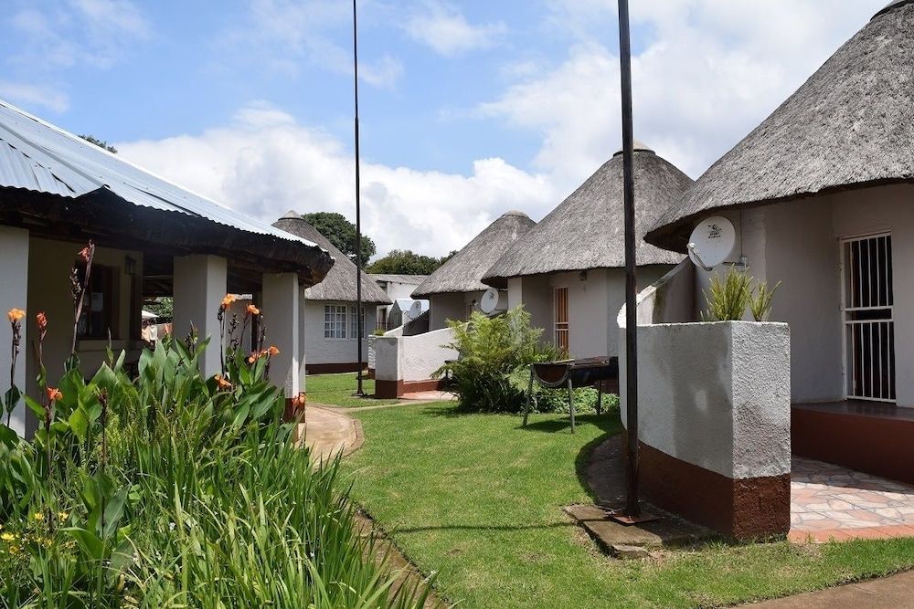 Sheris Lodge and Backpackers