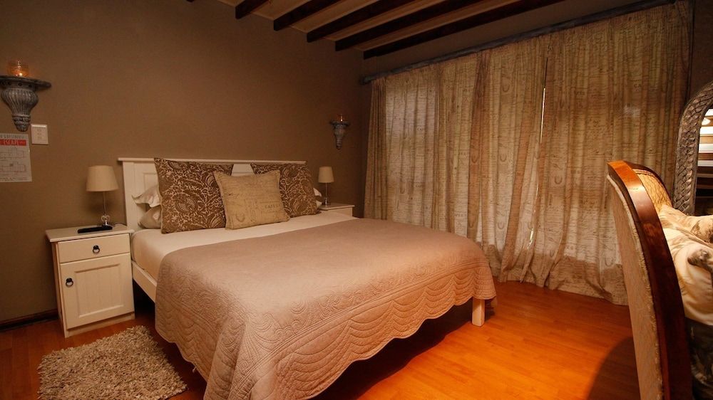 Farm and Fellow Guesthouse and Restaurant 2