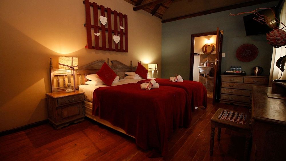 Farm and Fellow Guesthouse and Restaurant 3