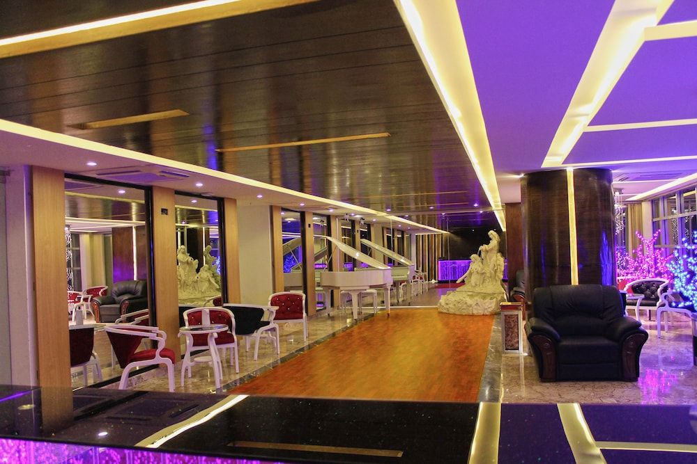 Hotel Noorjahan Grand 1